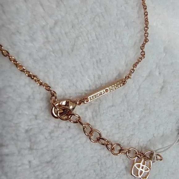 Kendra Scott Elisa Necklace Irisdescent Druzy in Rose Gold Metal - Picture 3 of 6